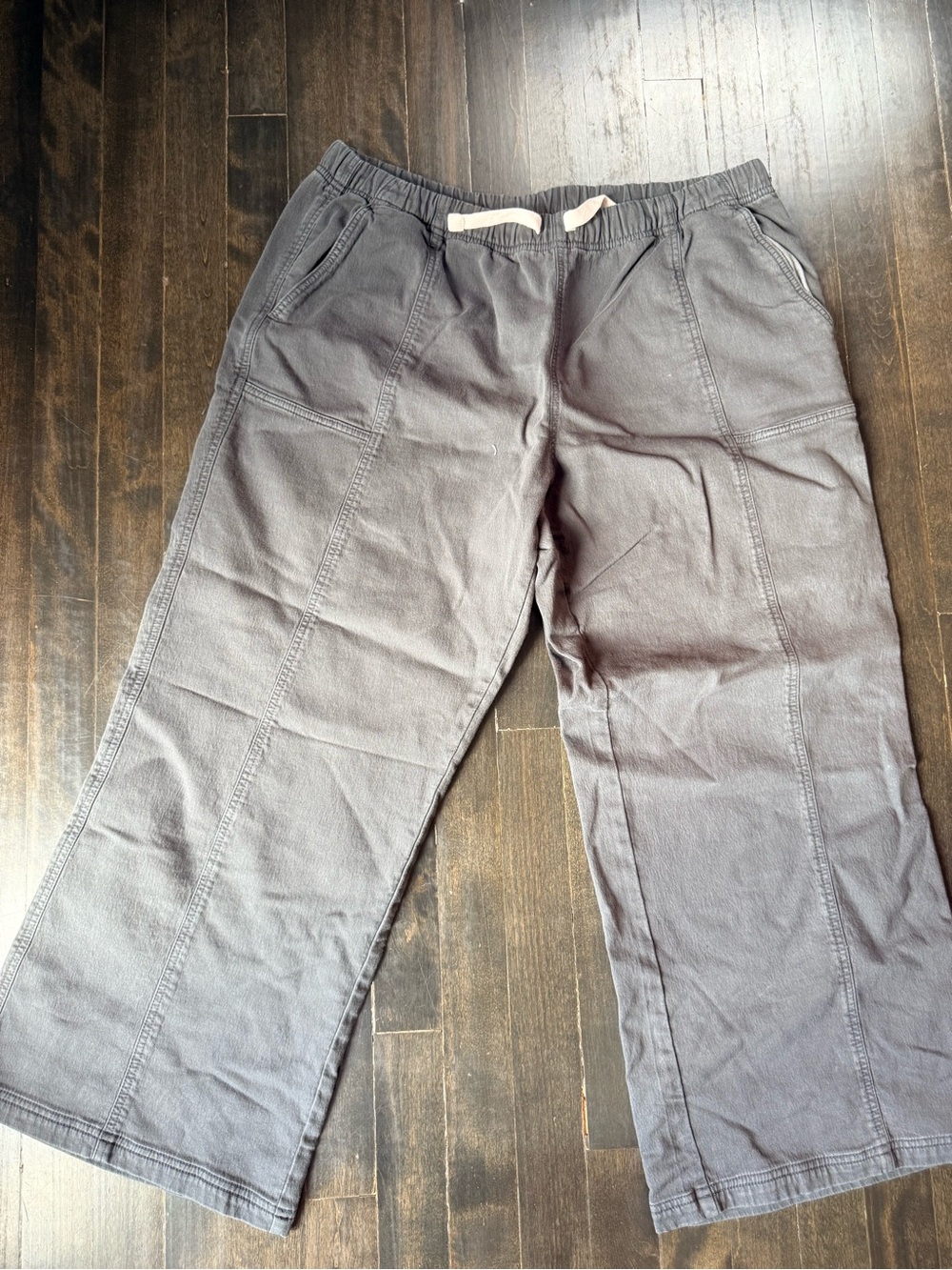 Aerie Women's Casual Drawstring Pants in Charcoal Gray